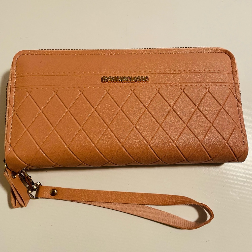 Stylish Argyle Quilted Clutch Bag with Metal Letter Patched Double Zipper